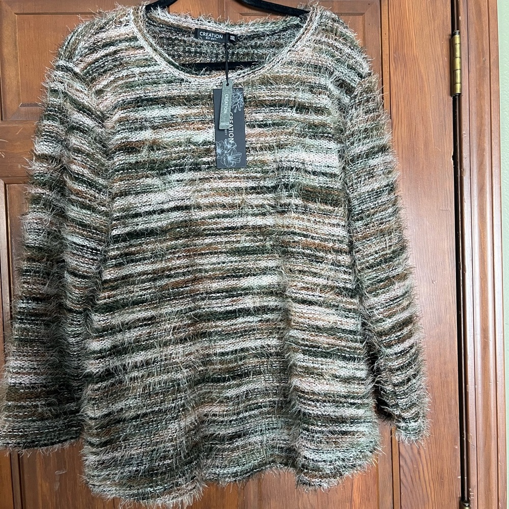XXL Women’s Textured Multicolor Sweater. Brand New By Creation